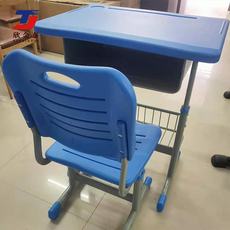 钢塑课桌椅